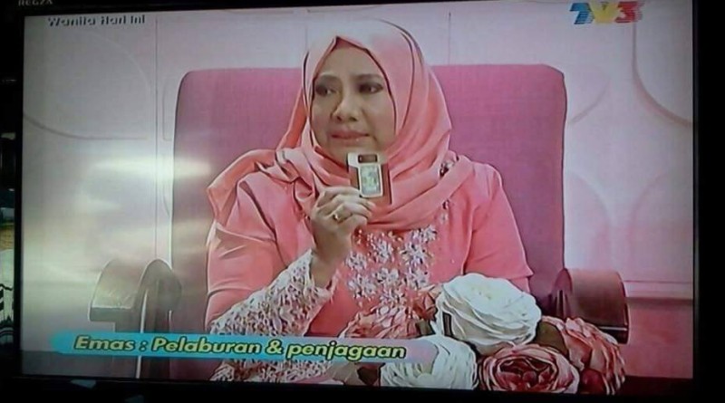 Azizah Hassan di Media